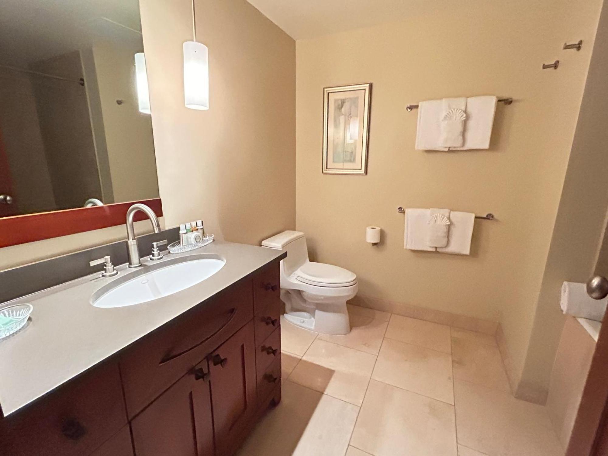 Luxury Ko Olina O1002 Spacious 3Br Ocean And Mountain Views 2 Free Parking Kapolei Exterior photo